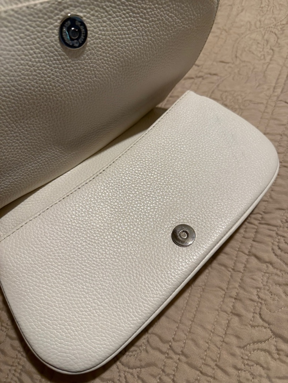 Karl Lagerfeld Quilted Cream Shoulder Bag with Silver Hardware - Picture 11 of 12